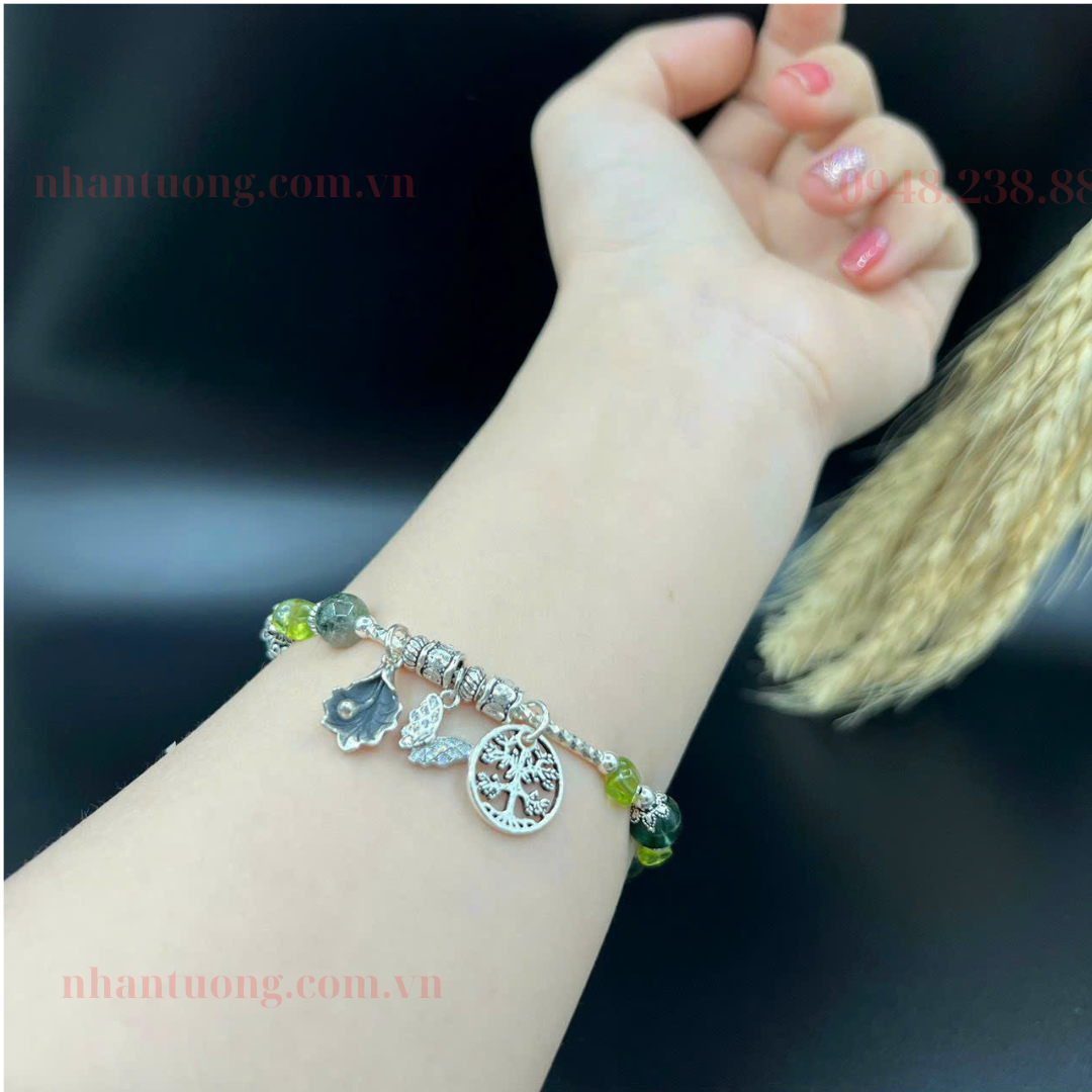 Vòng đá Ngọc bích mix bạc